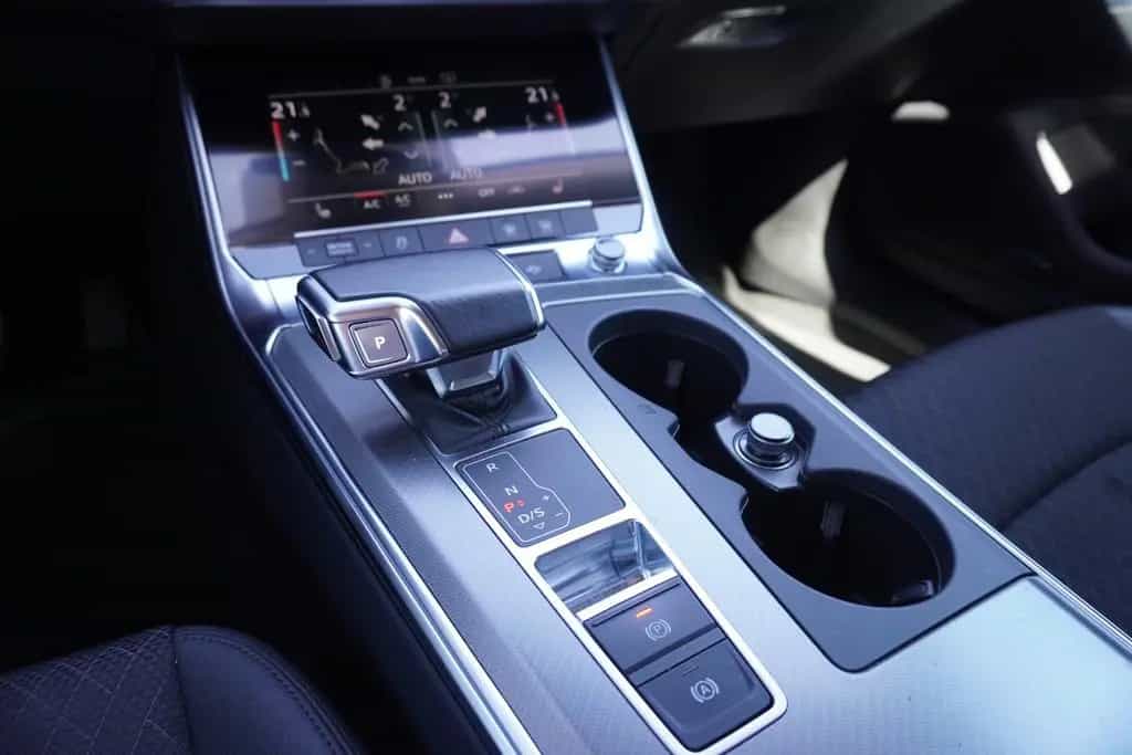 Audi A6 Avant 40 2.0 TDI design LED Navi ACC Kamera 03/2021-photo-16