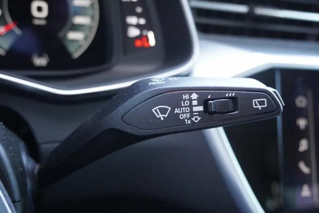Audi A6 Avant 40 2.0 TDI design LED Navi ACC Kamera 03/2021-photo-23