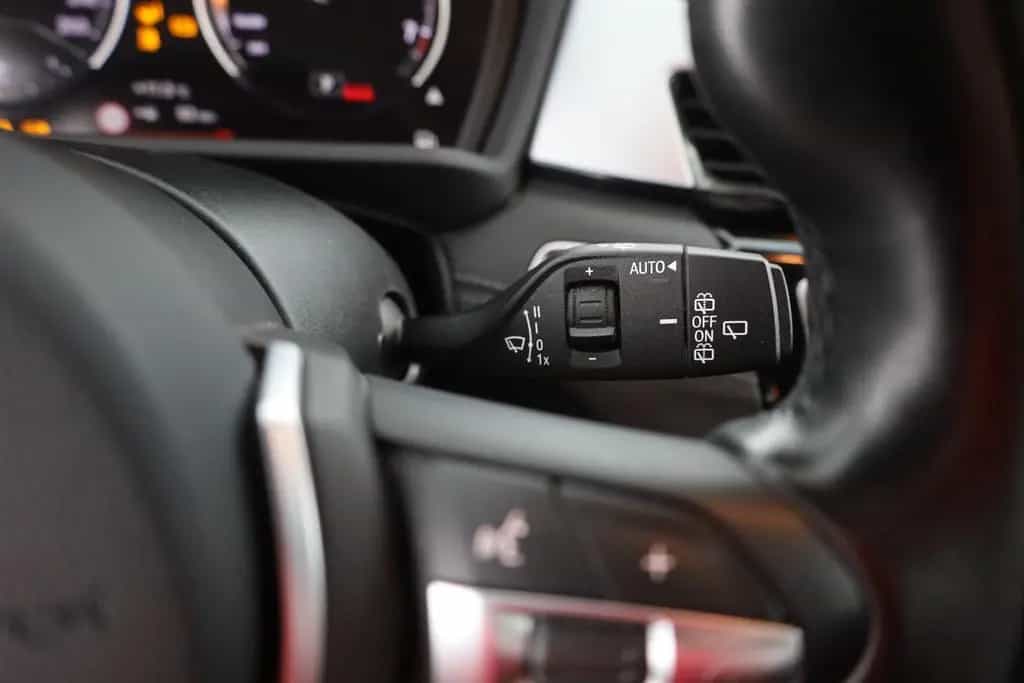 BMW X2 18iA Advantage LED Navi Sitzheizung Kamera 09/2023-photo-18