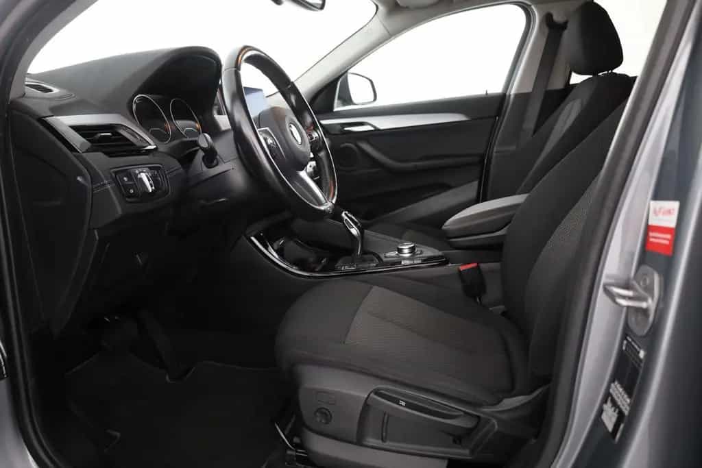 BMW X2 18iA Advantage LED Navi Sitzheizung Kamera 09/2023-photo-21