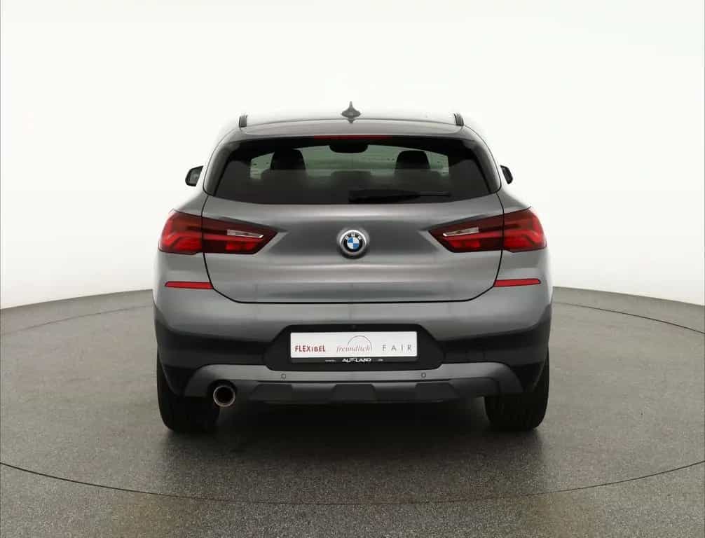 BMW X2 18iA Advantage LED Navi Sitzheizung Kamera 09/2023-photo-3