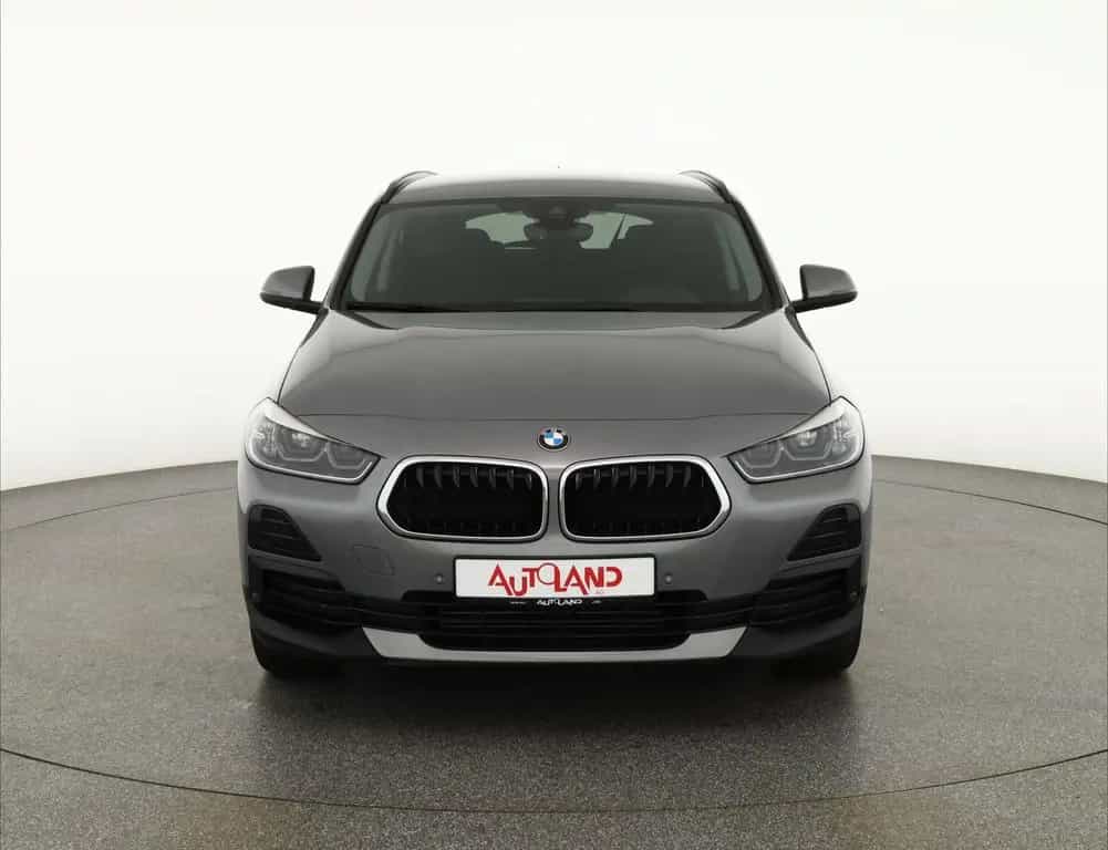 BMW X2 18iA Advantage LED Navi Sitzheizung Kamera 09/2023-photo-7