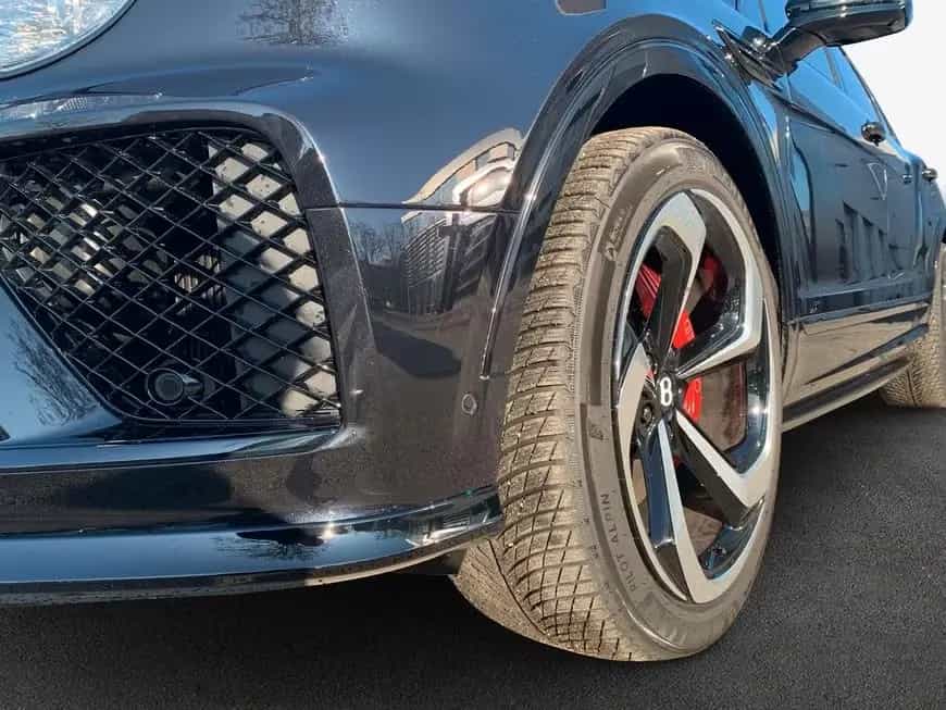 Bentley Bentayga New Bentayga V8 S 07/2025-photo-0