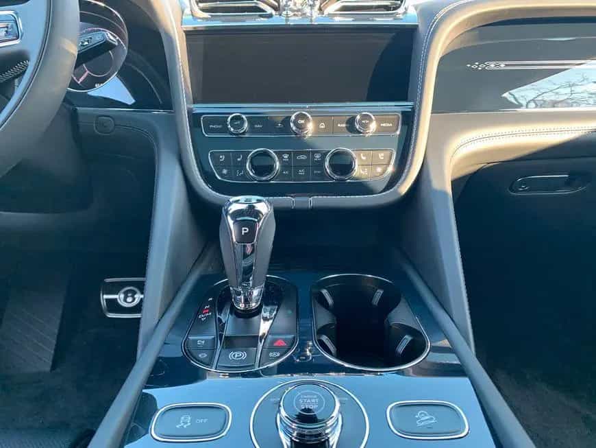 Bentley Bentayga New Bentayga V8 S 07/2025-photo-15