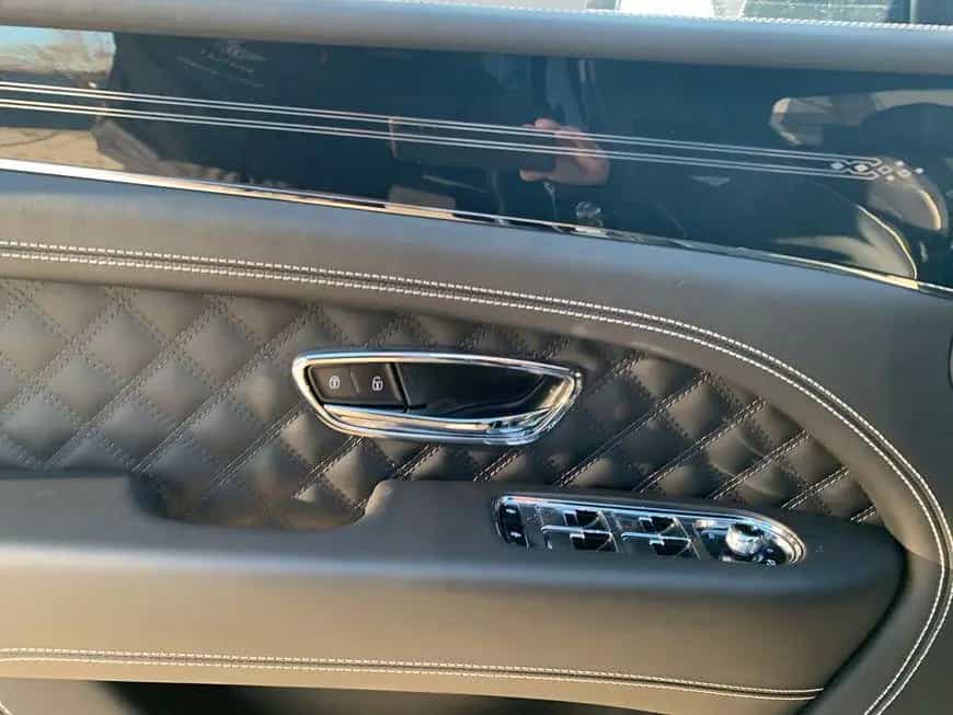 Bentley Bentayga New Bentayga V8 S 07/2025-photo-19