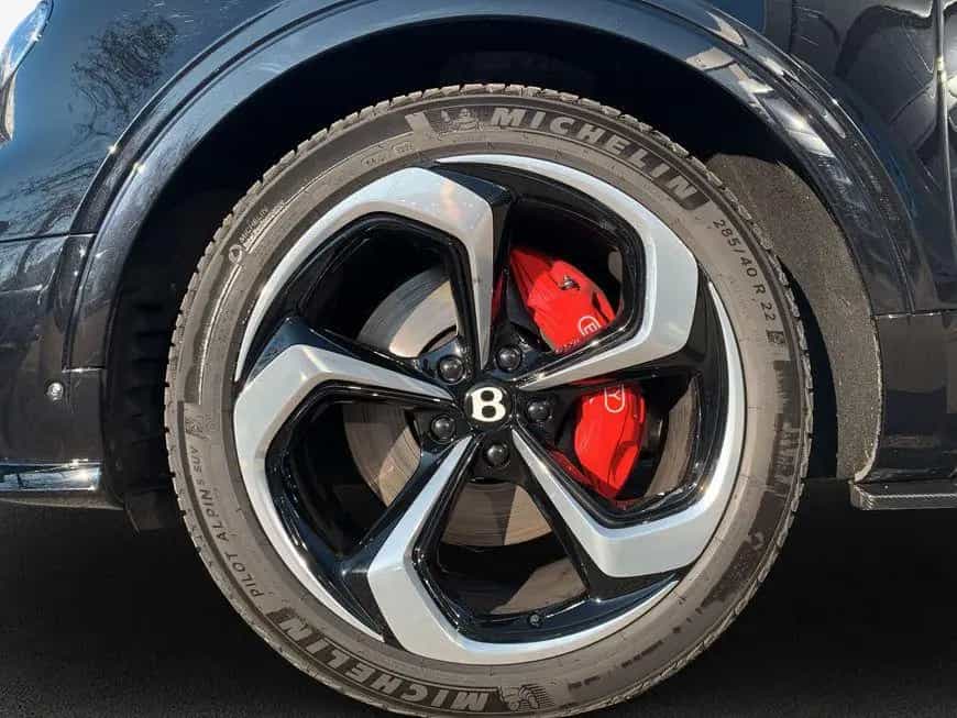Bentley Bentayga New Bentayga V8 S 07/2025-photo-6