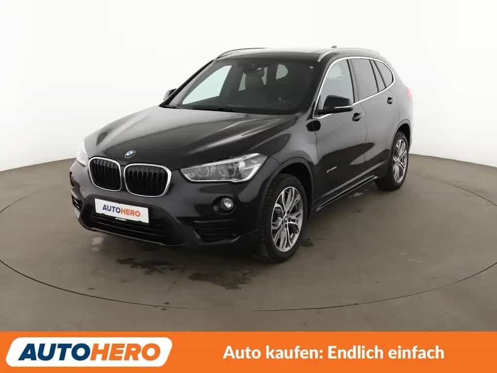 BMW X1 xDrive 20d Sport Line Aut.*NAV*LED*TEMPO*SHZ*PDC 09/2017-photo-0