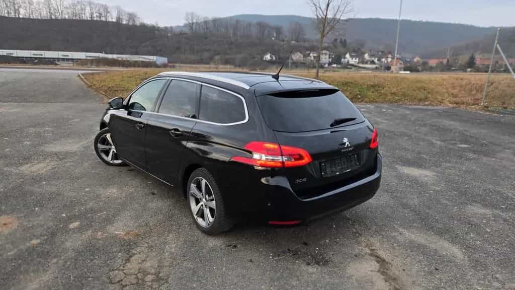 Peugeot 308 SW Allure 10/2019-photo-6