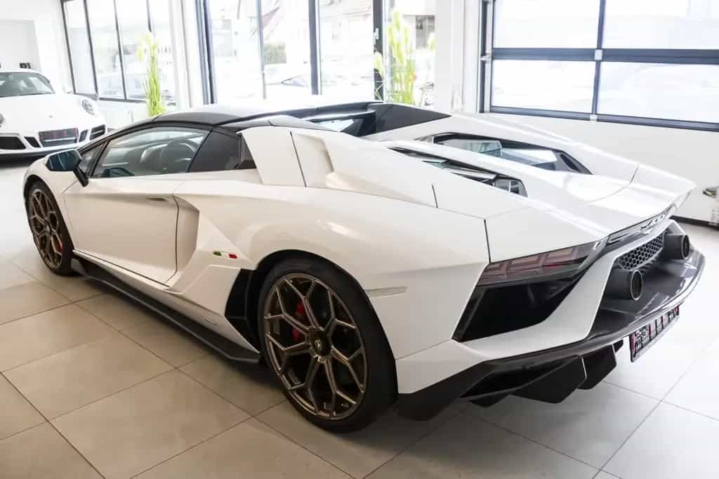 Lamborghini Aventador Ultimae Roadster 1of 250 full CARBON 03/2023-photo-2