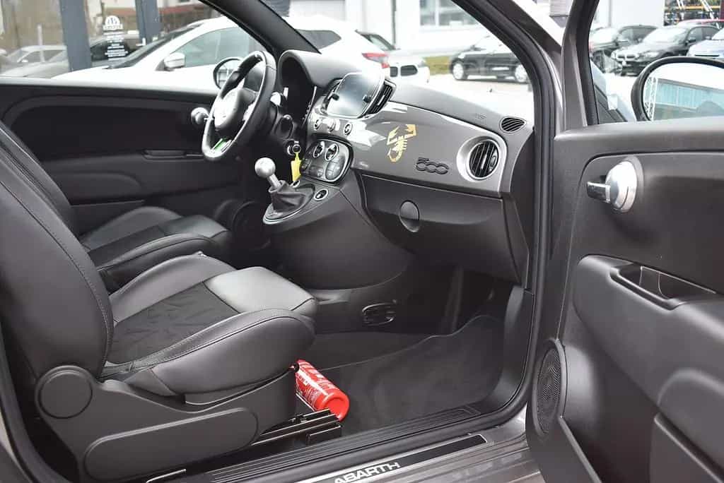 Abarth 595 1.4  595 Scorpioneoro 1 of 2000 05/2021-photo-26