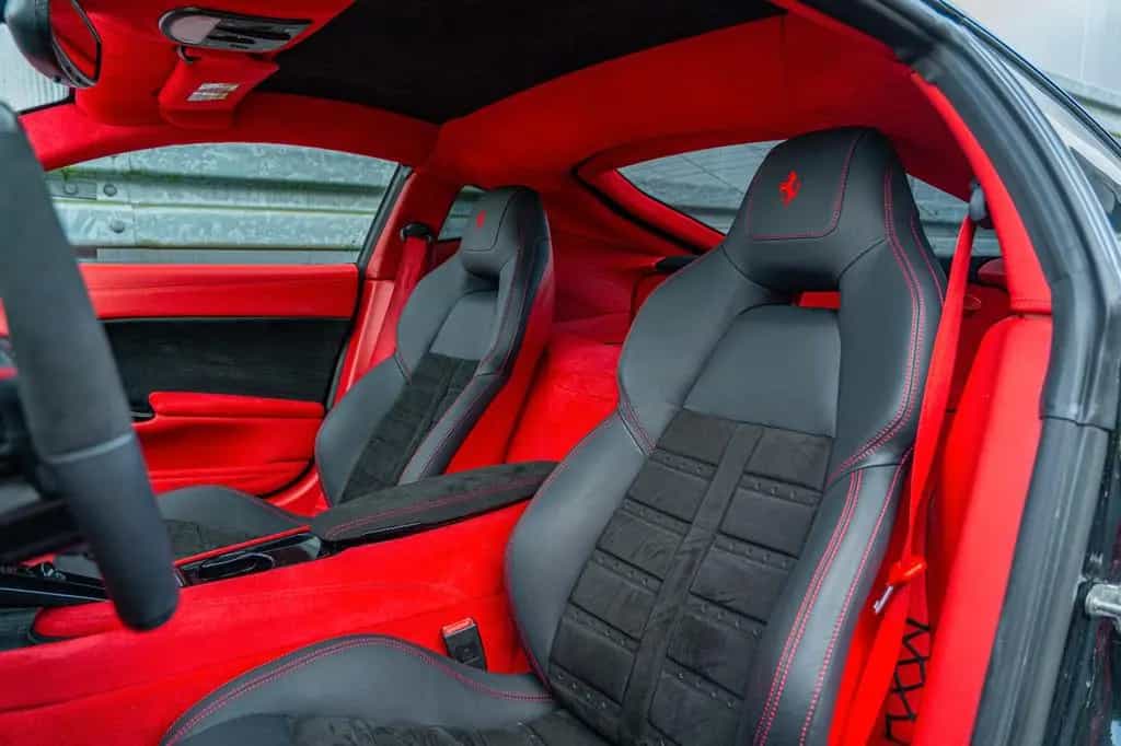 Ferrari F12 Berlinetta *ALCANTARA*CUSTOM*CARBON* 02/2012-photo-27