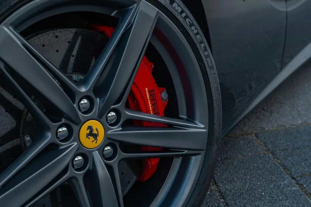 Ferrari F12 Berlinetta *ALCANTARA*CUSTOM*CARBON* 02/2012-photo-8