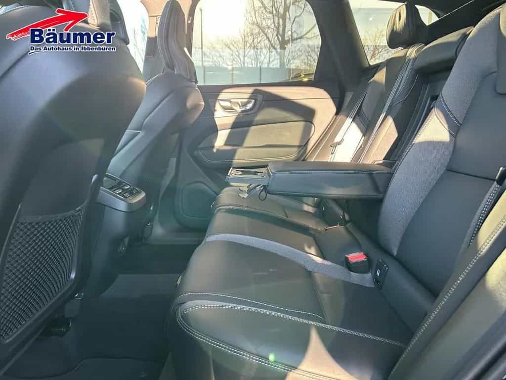 Volvo XC60 B4 Diesel Ultimate Dark AWD Geartronic +AHK 12/2023-photo-11