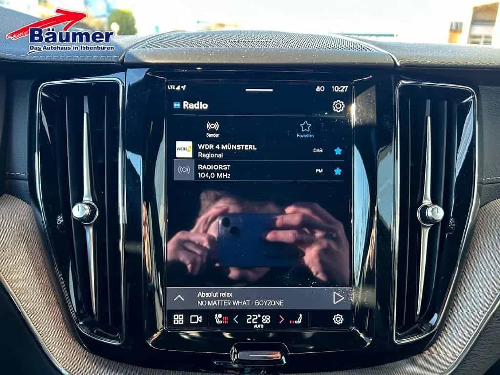 Volvo XC60 B4 Diesel Ultimate Dark AWD Geartronic +AHK 12/2023-photo-21