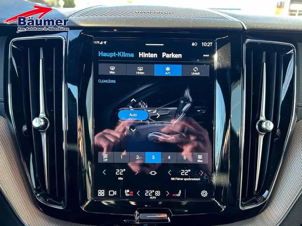 Volvo XC60 B4 Diesel Ultimate Dark AWD Geartronic +AHK 12/2023-photo-23
