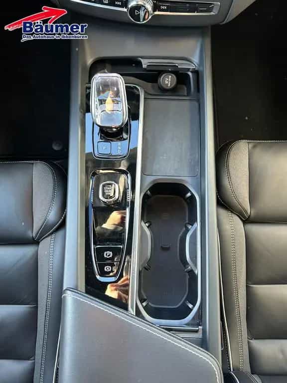 Volvo XC60 B4 Diesel Ultimate Dark AWD Geartronic +AHK 12/2023-photo-29