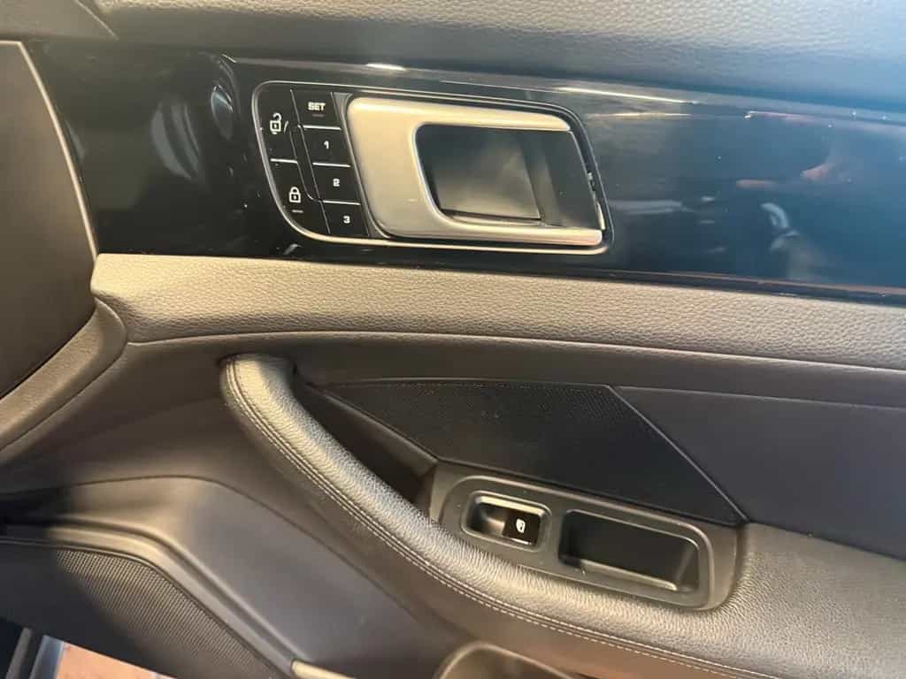 Porsche Panamera 4/Scheck.H/Garantie/AppleCar/Service 08/2020-photo-11