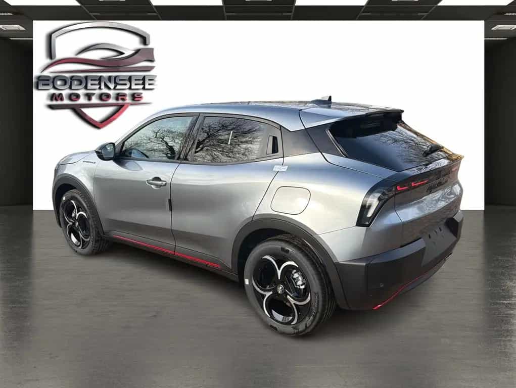 Alfa Romeo Junior Ibrida 1.2 VGT 48V-Hybrid 100 kW Speciale 09/2025-photo-3