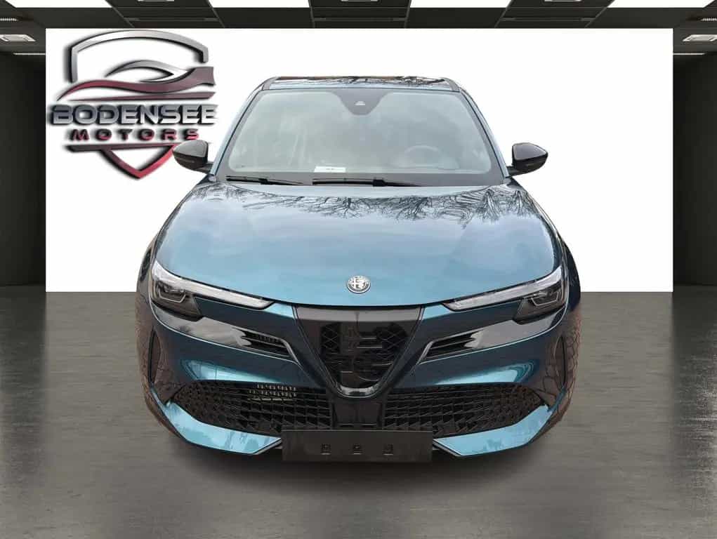 Alfa Romeo Junior Ibrida 1.2 VGT 48V-Hybrid 100 kW Speciale 09/2025-photo-1