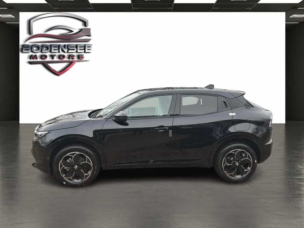 Alfa Romeo Junior Ibrida 1.2 VGT 48V-Hybrid 107 kW Q4, Hybr 09/2025-photo-2