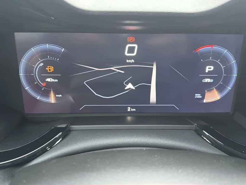 Alfa Romeo Junior Ibrida 1.2 VGT 48V-Hybrid 107 kW Q4, Hybr 09/2025-photo-10