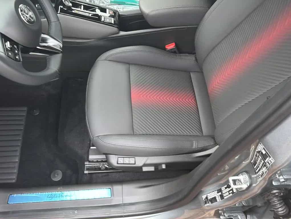 Alfa Romeo Junior Ibrida 1.2 VGT 48V-Hybrid 107 kW Q4, Hybr 09/2025-photo-7
