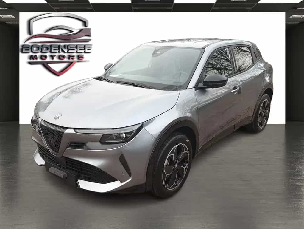 Alfa Romeo Junior Allrad (Q4), ab 322,- € i. M. 09/2025-photo-0