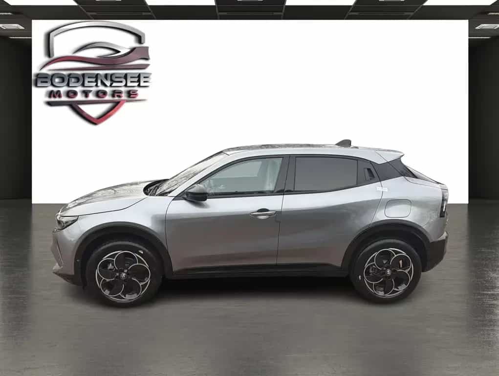 Alfa Romeo Junior Allrad (Q4), ab 322,- € i. M. 09/2025-photo-2
