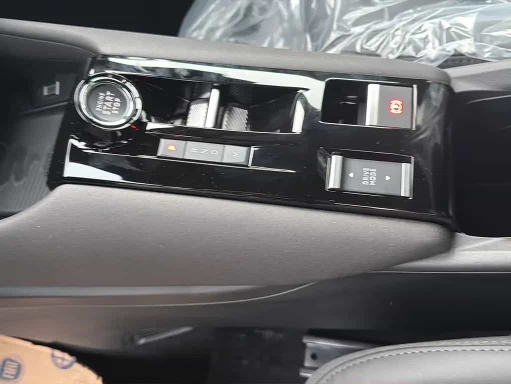 Alfa Romeo Junior Allrad (Q4), ab 322,- € i. M. 09/2025-photo-9