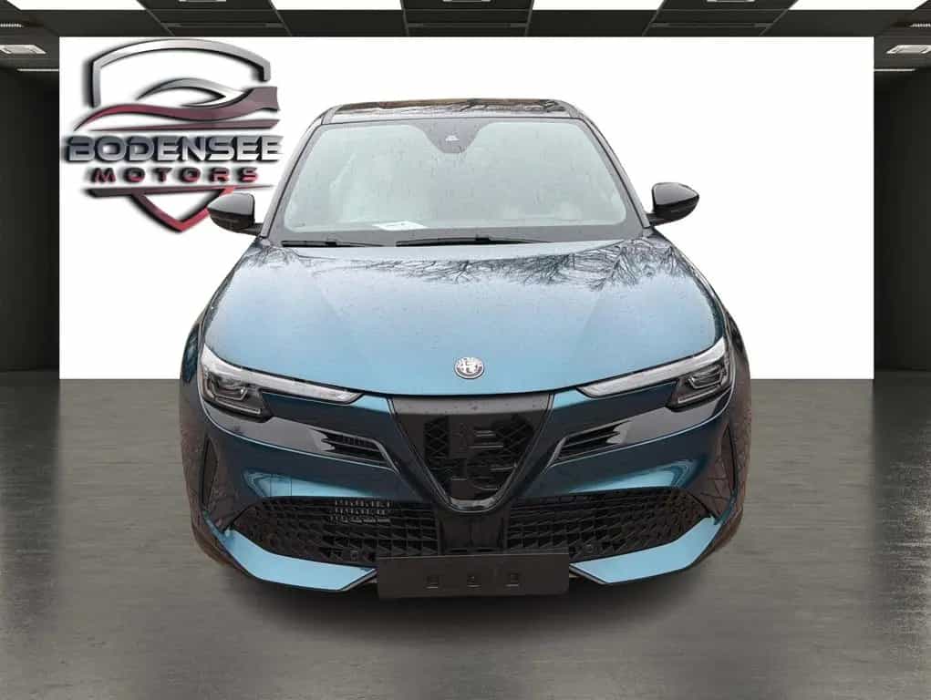 Alfa Romeo Junior Ibrida 1.2 VGT 48V-Hybrid 100 kW Speciale 09/2025-photo-1