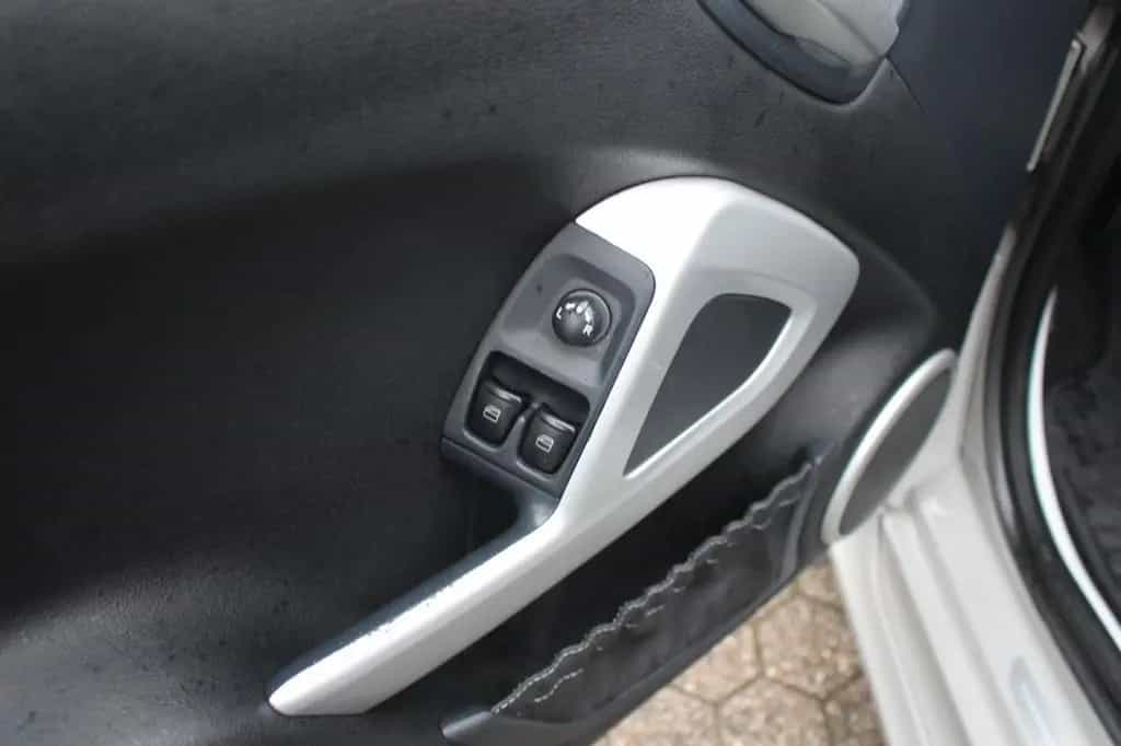 Smart ForTwo cabrio Brabus 75KW/Navi/Temp/Klima/Sound 09/2014-photo-11