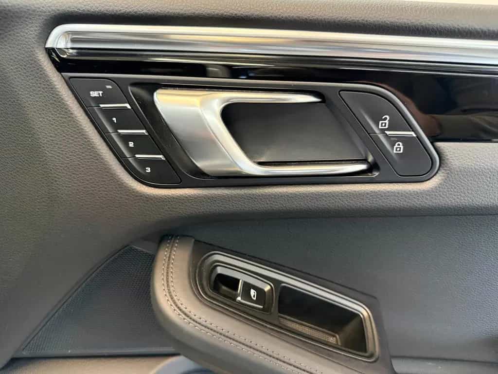 Porsche Macan S*360° *LUFTFAHRWERK*PANO*18-Wege*AHK* 07/2022-photo-14