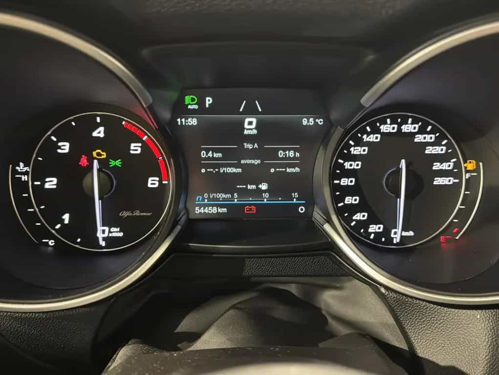 Alfa Romeo Stelvio 2.2 Ti Q4 | BI-XENON | 19" | SHZ | LAS 08/2022-photo-2