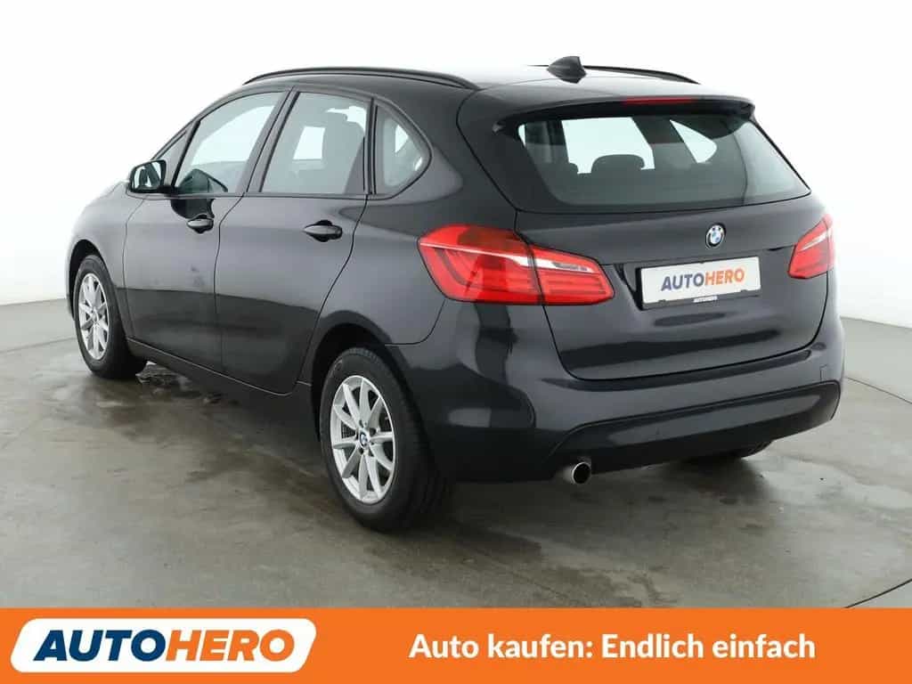 BMW 2 Series 03/2018-photo-3
