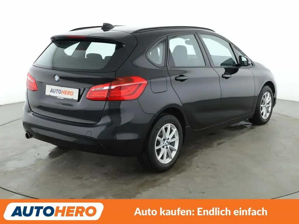 BMW 2 Series 03/2018-photo-5