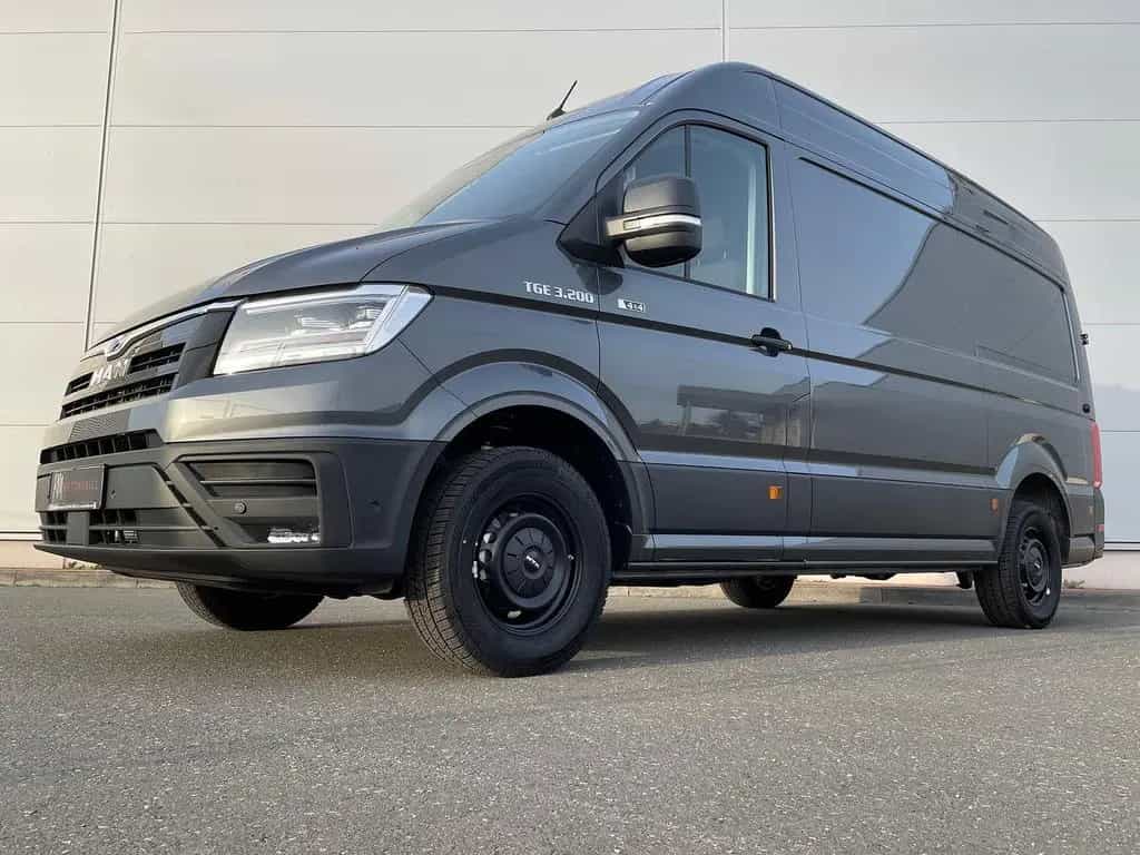 MAN TGE 3.200 L3H3 Kasten 4x4 CAMPER DREHSITZE AHK 01/2026-photo-34
