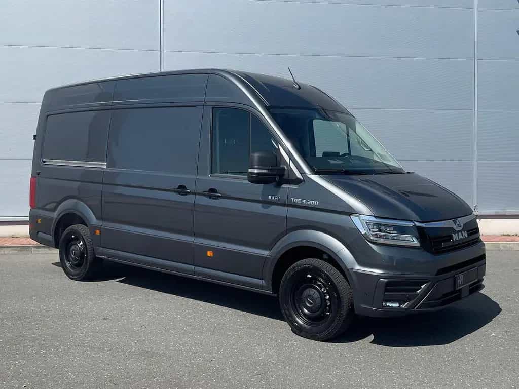 MAN TGE 3.200 L3H3 Kasten 4x4 2-SITZE AHK ACC 01/2026-photo-1
