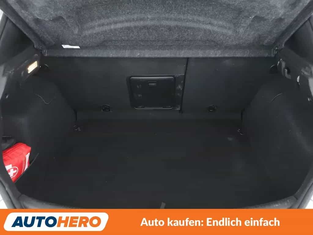 Alfa Romeo Giulietta 1.8 Turbo Veloce Aut.*NAVI*TEMPO*PDC* 04/2018-photo-17