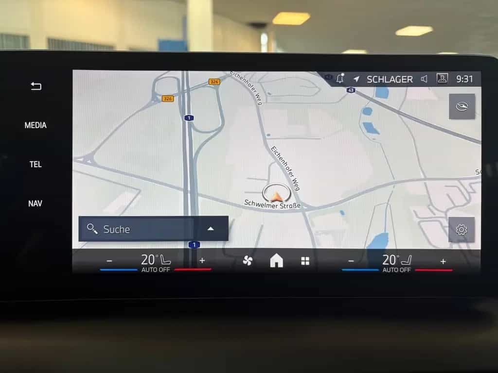 BMW 120 DA PA RFK AdapLED CarPlay Shz. 17" LMR 01/2025-photo-11