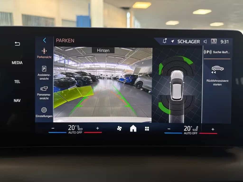 BMW 120 DA PA RFK AdapLED CarPlay Shz. 17" LMR 01/2025-photo-12