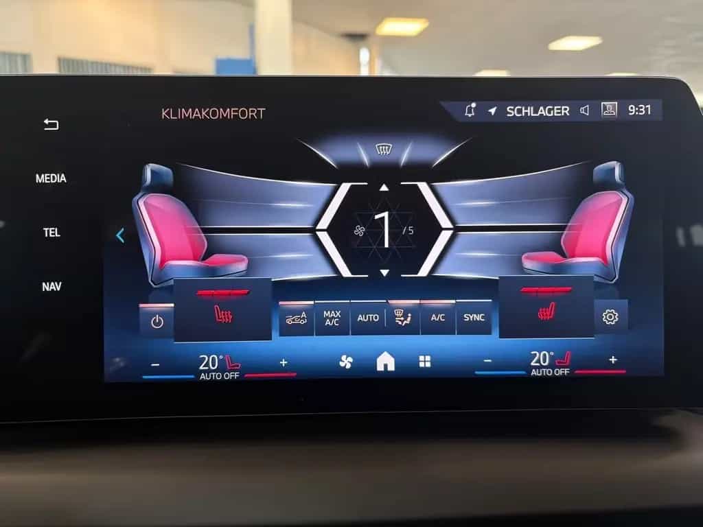 BMW 120 DA PA RFK AdapLED CarPlay Shz. 17" LMR 01/2025-photo-13