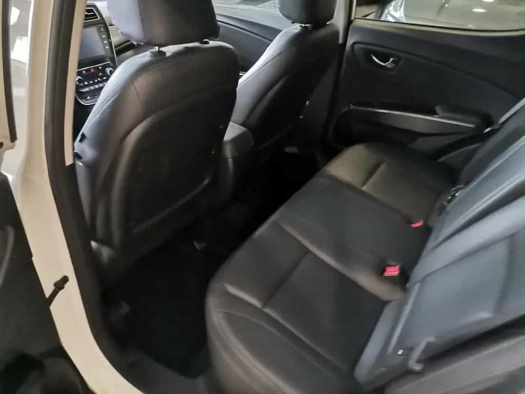 Ssangyong Tivoli Grand 1.5 T AT|Leder|LED|SHZ|RFK 11/2021-photo-16