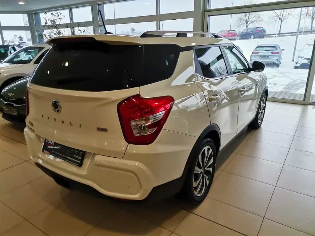 Ssangyong Tivoli Grand 1.5 T AT|Leder|LED|SHZ|RFK 11/2021-photo-4