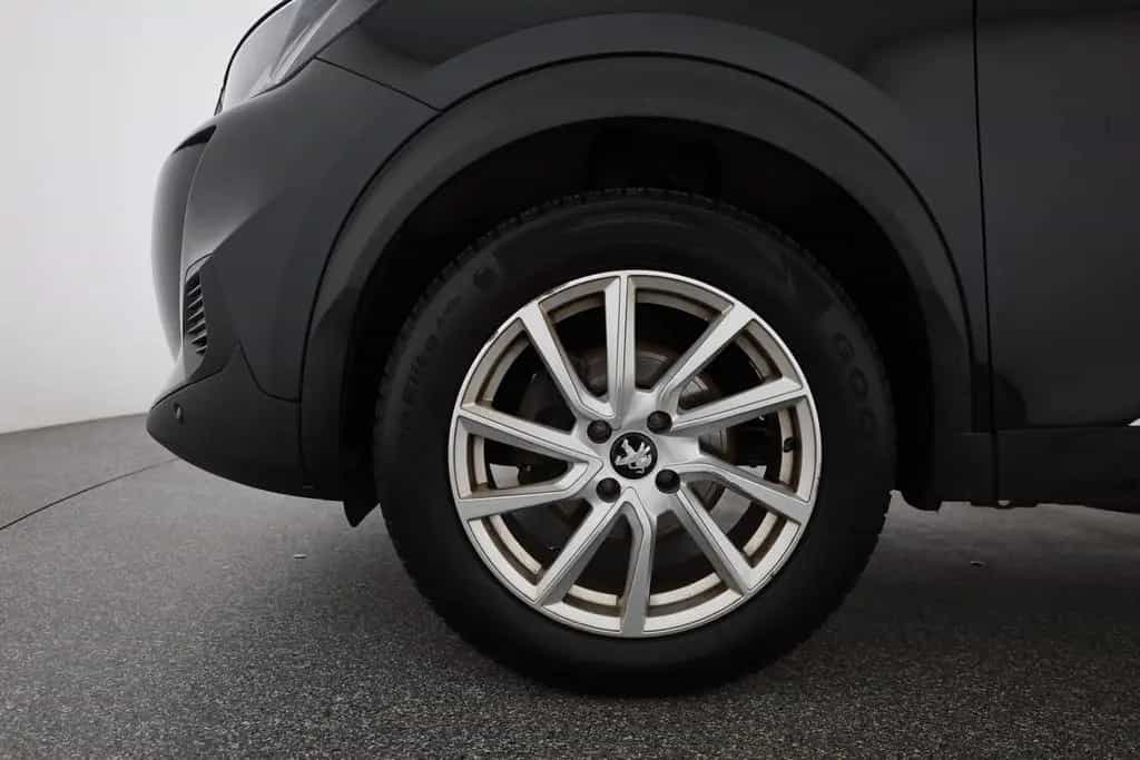 Peugeot 2008 GT PureTech 130 Aut. LED Navi Kamera 01/2023-photo-30