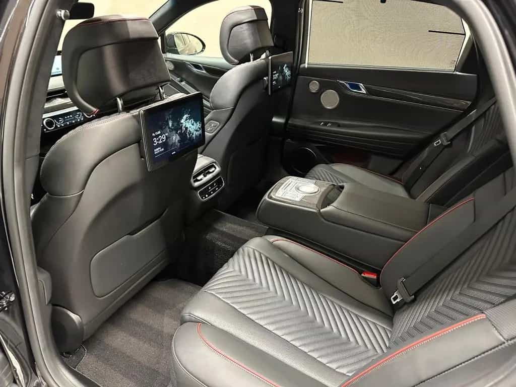 Genesis G80 2.5T RWD Sport *PANORAMADACH*SOUNDSYSTEM* 07/2024-photo-11