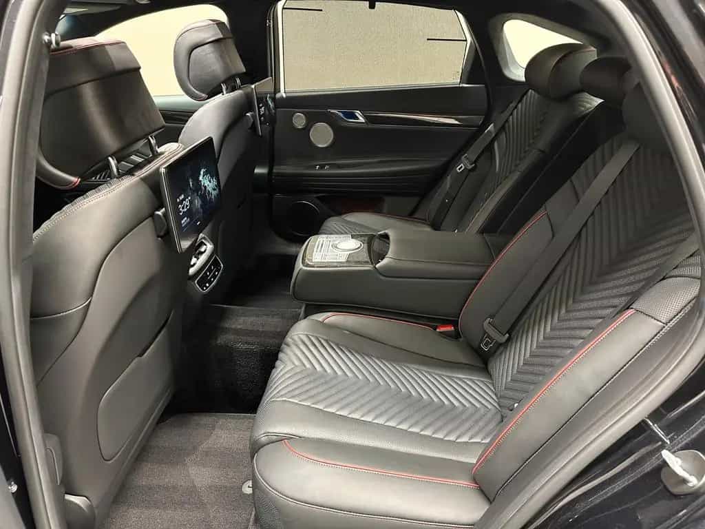 Genesis G80 2.5T RWD Sport *PANORAMADACH*SOUNDSYSTEM* 07/2024-photo-13
