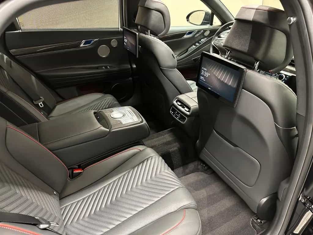 Genesis G80 2.5T RWD Sport *PANORAMADACH*SOUNDSYSTEM* 07/2024-photo-16