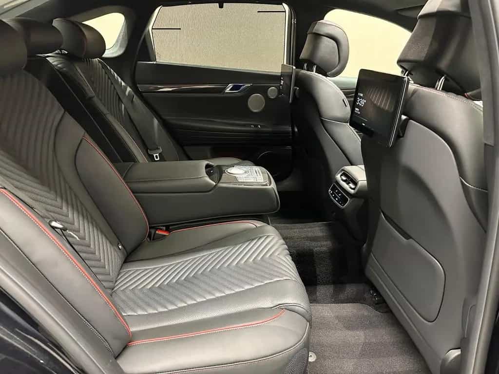 Genesis G80 2.5T RWD Sport *PANORAMADACH*SOUNDSYSTEM* 07/2024-photo-17