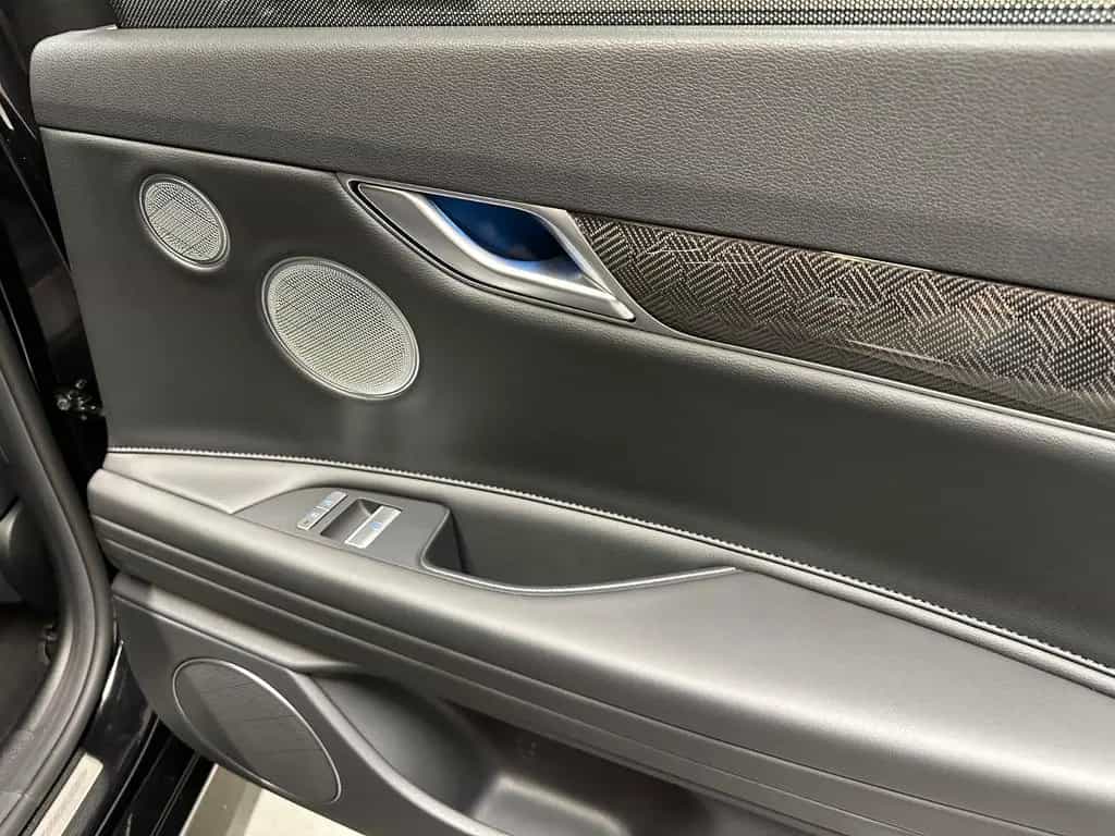 Genesis G80 2.5T RWD Sport *PANORAMADACH*SOUNDSYSTEM* 07/2024-photo-18