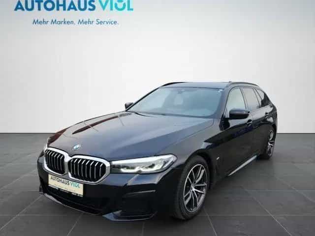 BMW 5 Series 520 d Touring M-Sport Mild-Hybrid 05/2021-photo-0